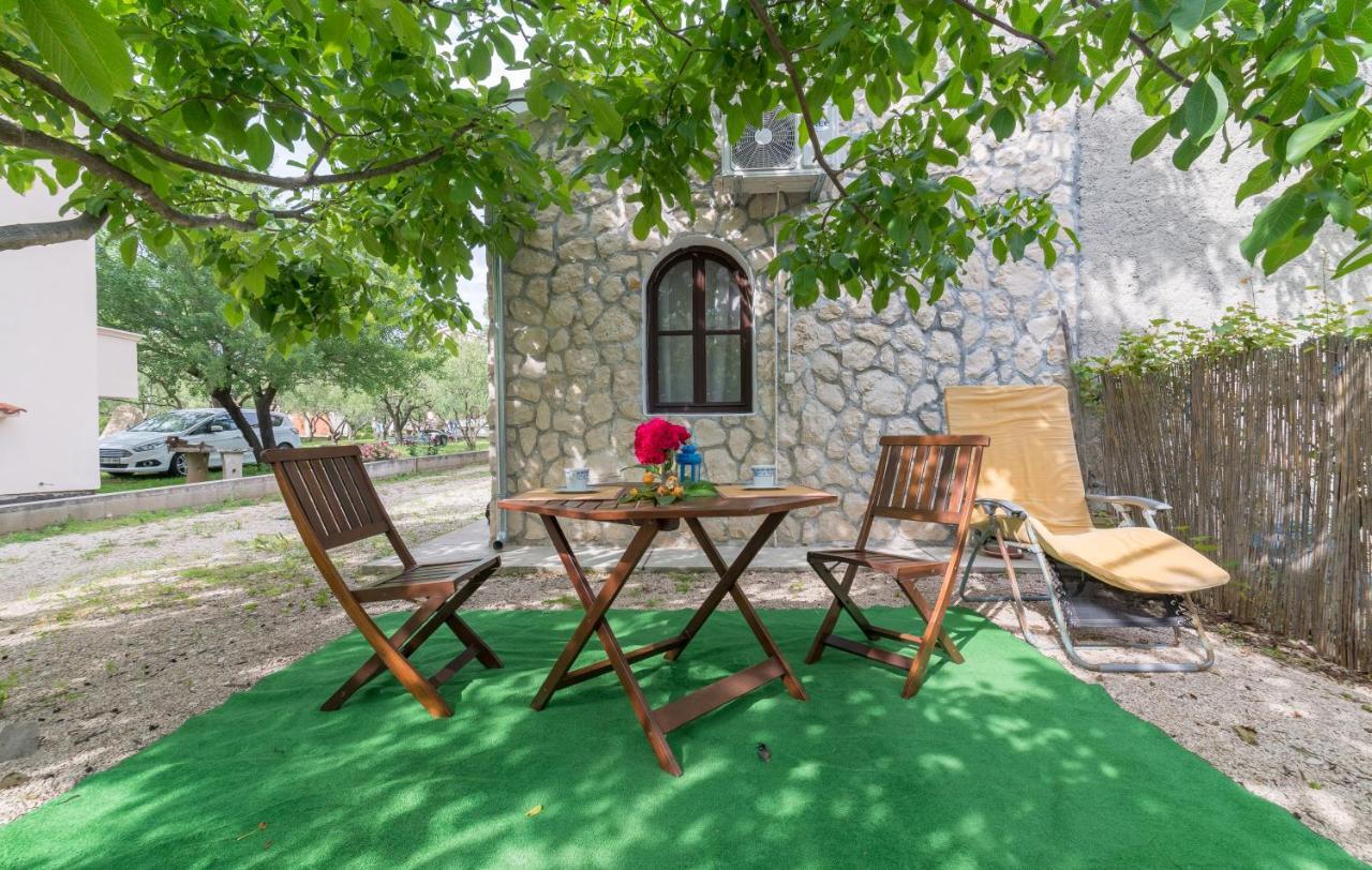 Apartments Bepina Biograd Na Moru Ngoại thất bức ảnh