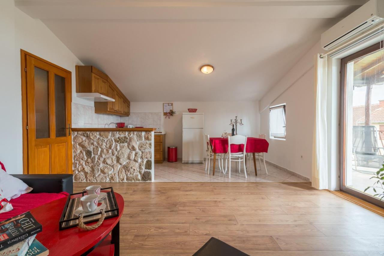 Apartments Bepina Biograd Na Moru Ngoại thất bức ảnh