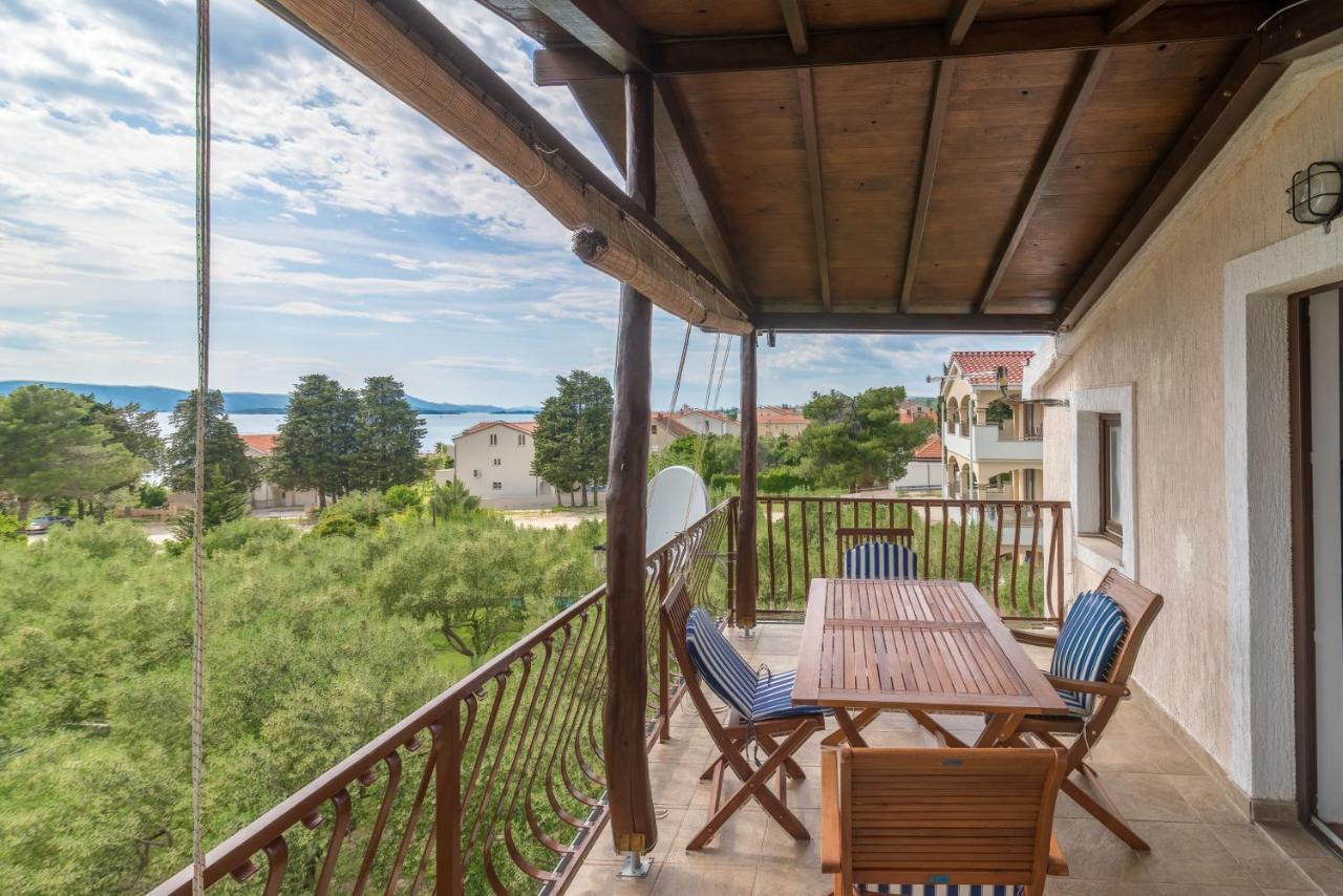 Apartments Bepina Biograd Na Moru Ngoại thất bức ảnh