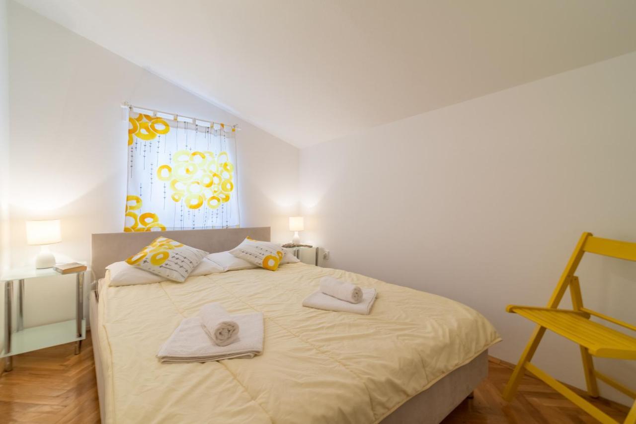 Apartments Bepina Biograd Na Moru Ngoại thất bức ảnh