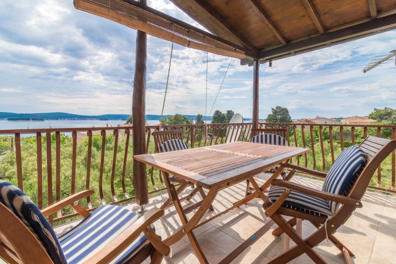 Apartments Bepina Biograd Na Moru Ngoại thất bức ảnh