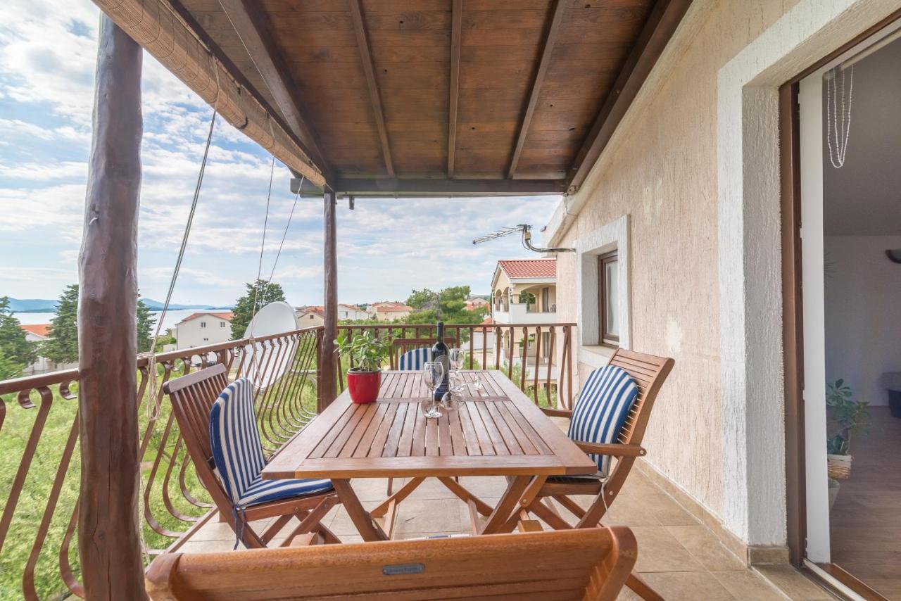 Apartments Bepina Biograd Na Moru Ngoại thất bức ảnh