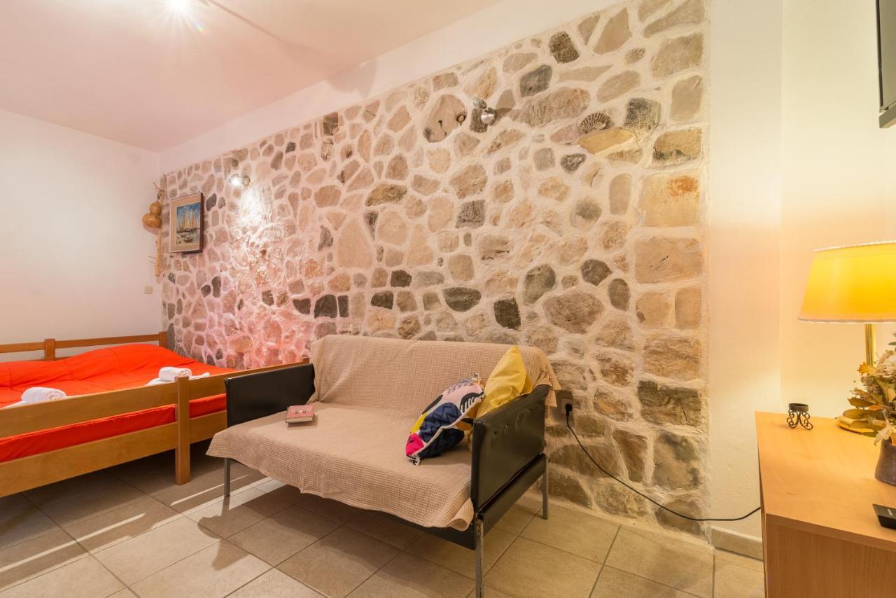 Apartments Bepina Biograd Na Moru Ngoại thất bức ảnh